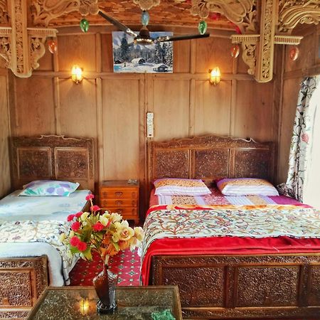 New Bul Bul Group Of Houseboats Srinagar Hotel Durgjan Exterior photo