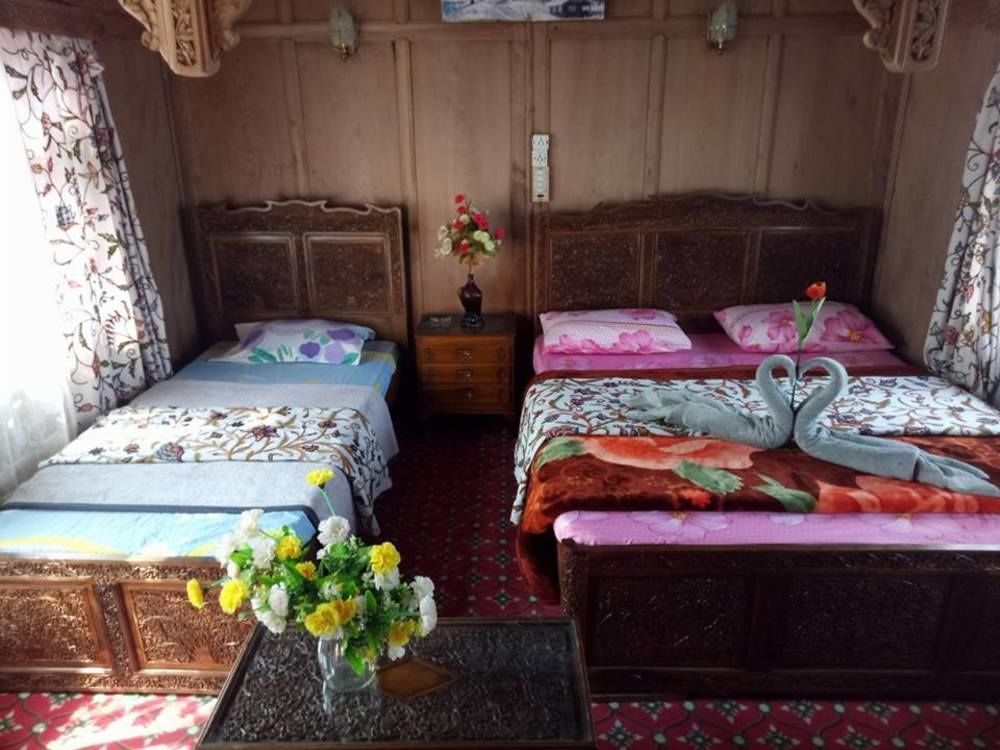 New Bul Bul Group Of Houseboats Srinagar Hotel Durgjan Exterior photo
