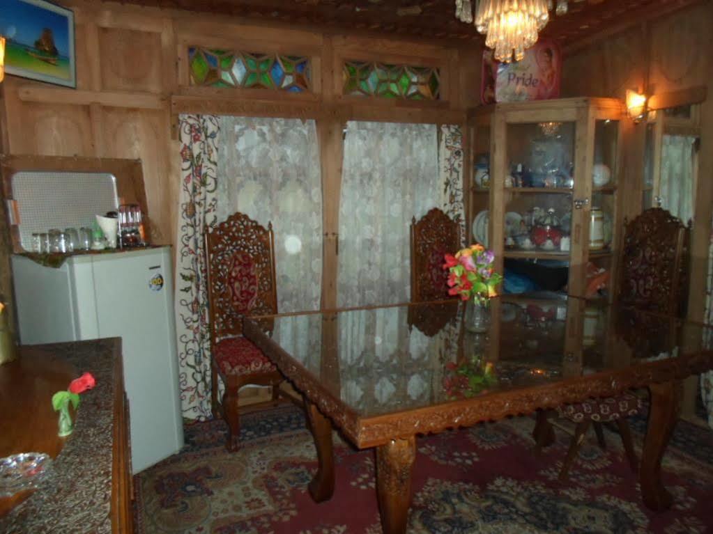 New Bul Bul Group Of Houseboats Srinagar Hotel Durgjan Exterior photo