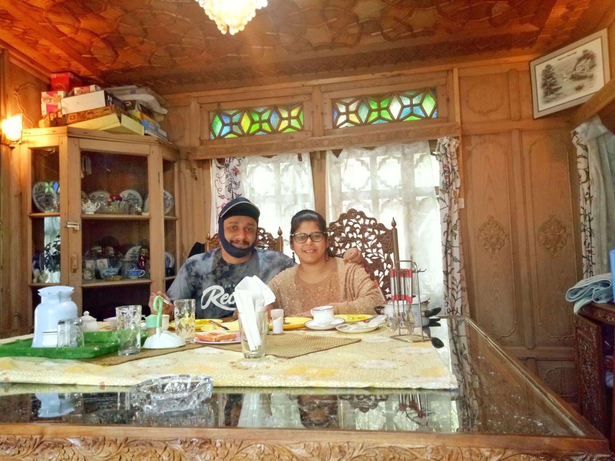 New Bul Bul Group Of Houseboats Srinagar Hotel Durgjan Exterior photo