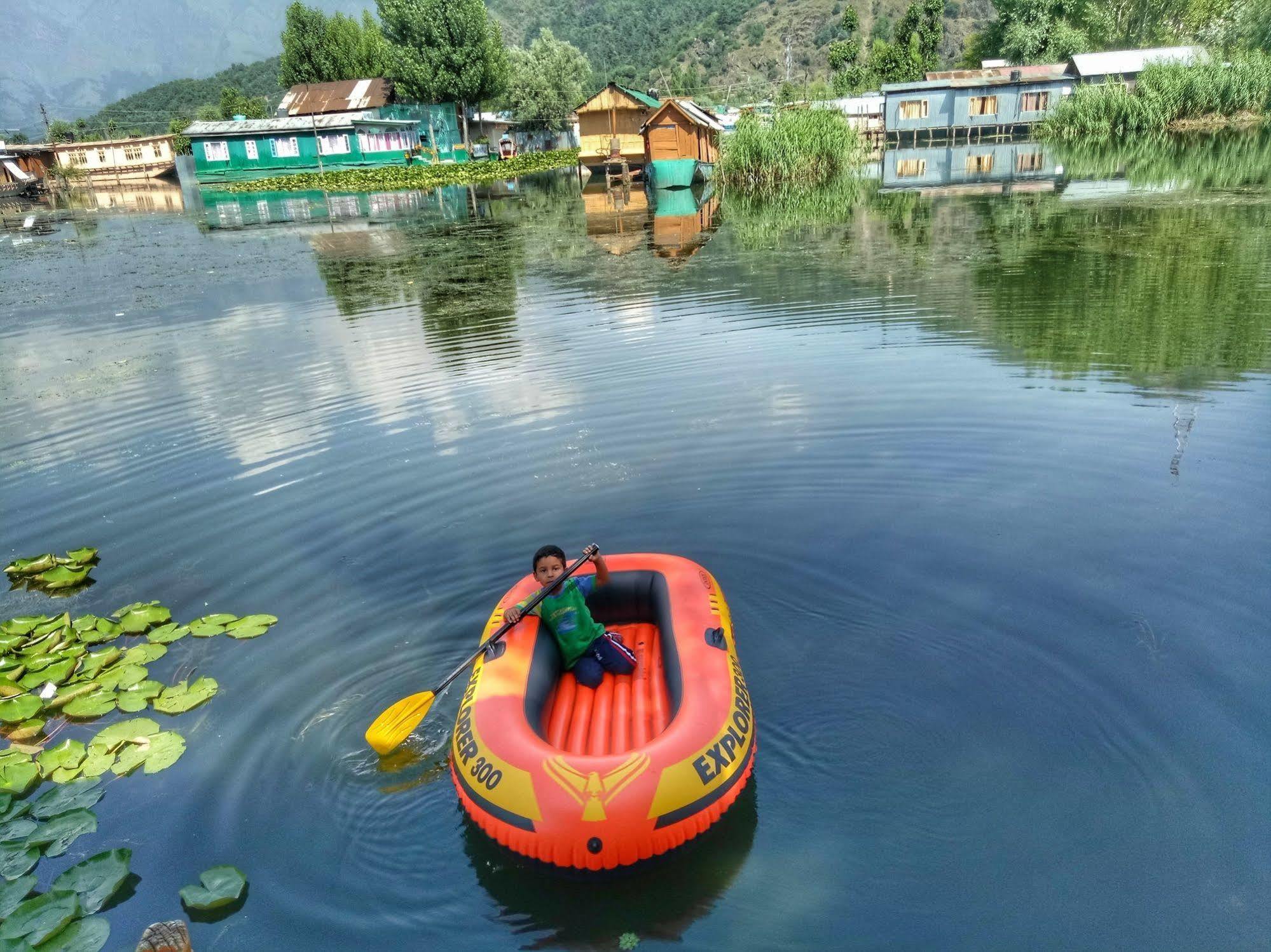 New Bul Bul Group Of Houseboats Srinagar Hotel Durgjan Exterior photo