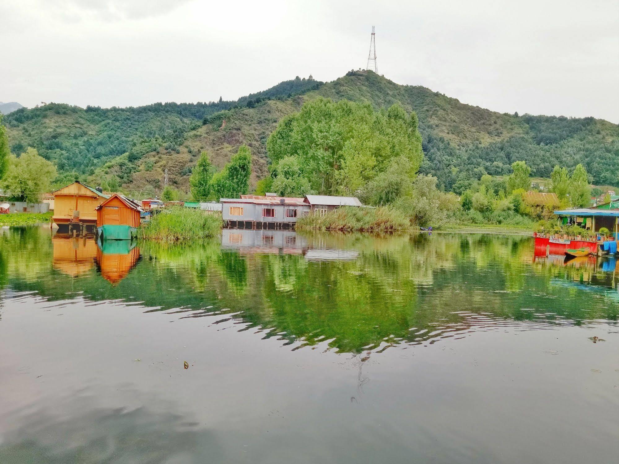 New Bul Bul Group Of Houseboats Srinagar Hotel Durgjan Exterior photo