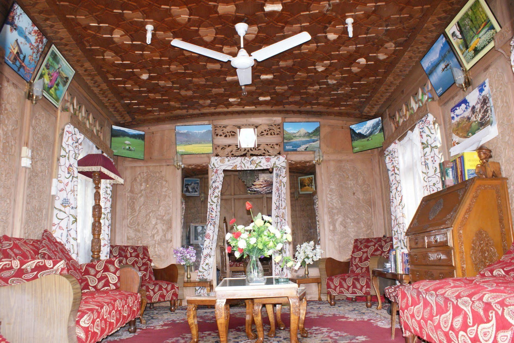 New Bul Bul Group Of Houseboats Srinagar Hotel Durgjan Exterior photo
